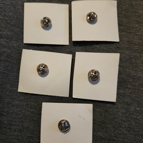Lot of 5 Handcrafted Button Angels Pins - Picture 2 of 2